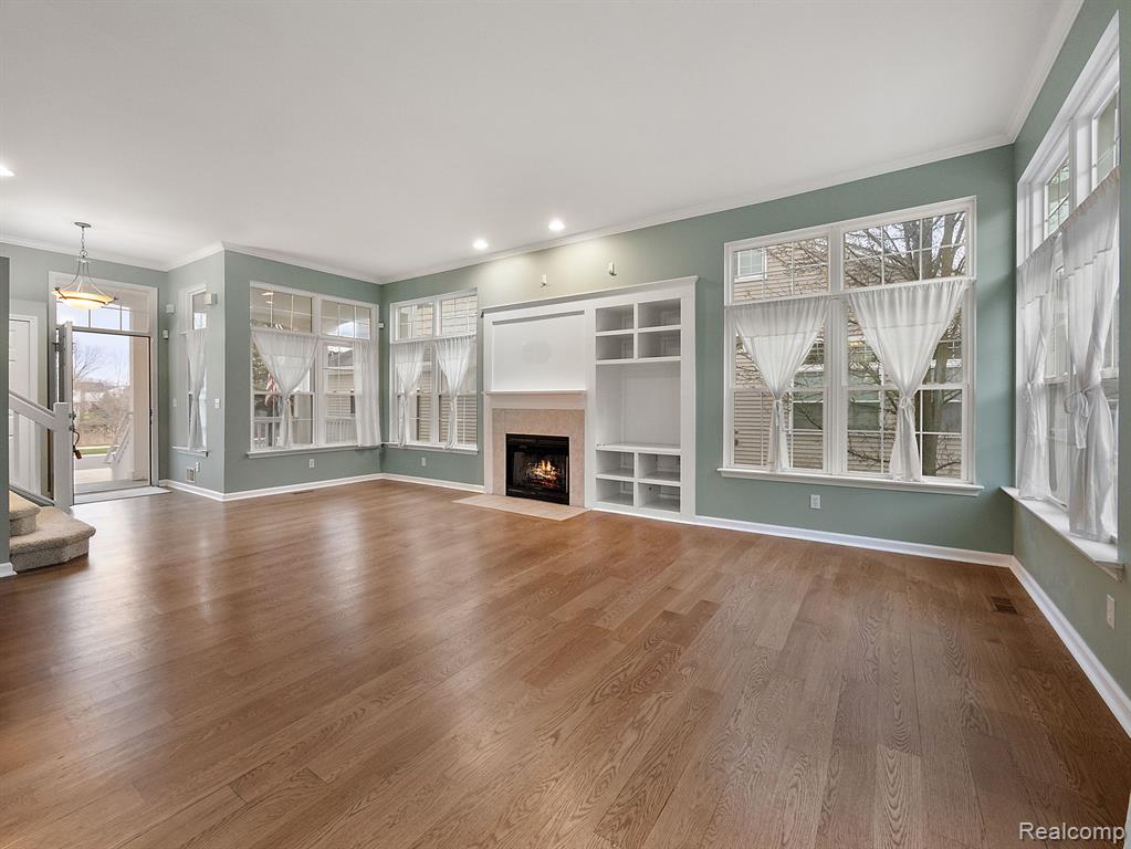 1668 CHAPLEAU Drive, Ann Arbor, MI 48103 — Photo 4