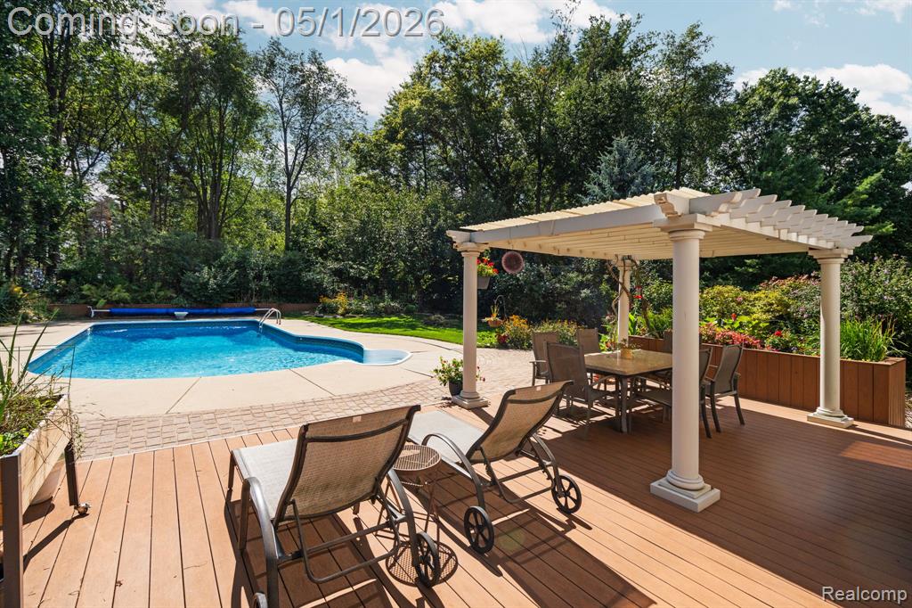 1861 Twin Sun Circle, Walled Lake, MI 48390 — Photo 16