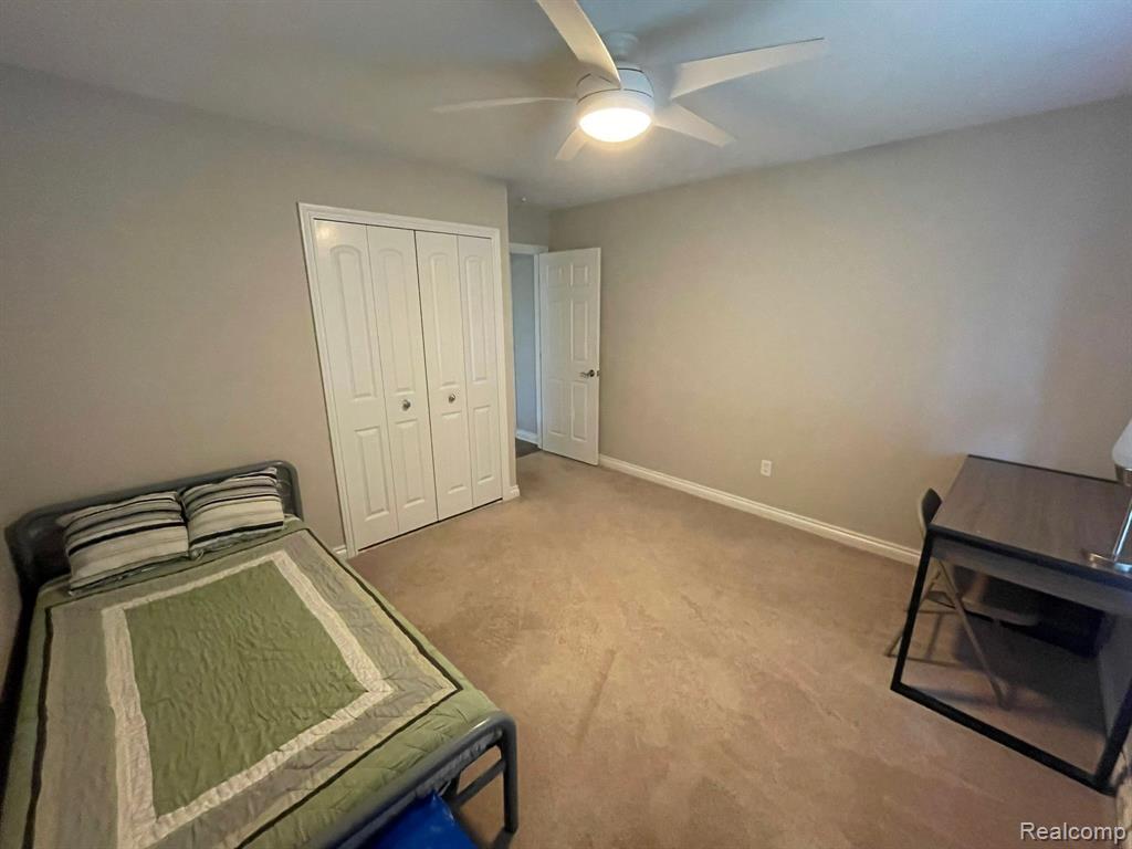 6832 MONTFORT Drive, Canton, MI 48187 — Photo 31