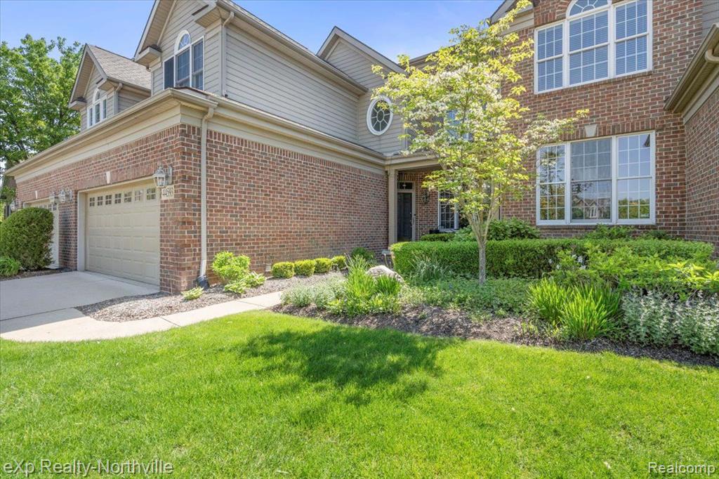 44593 BROADMOOR Circle N, Northville, MI 48168 — Photo 3