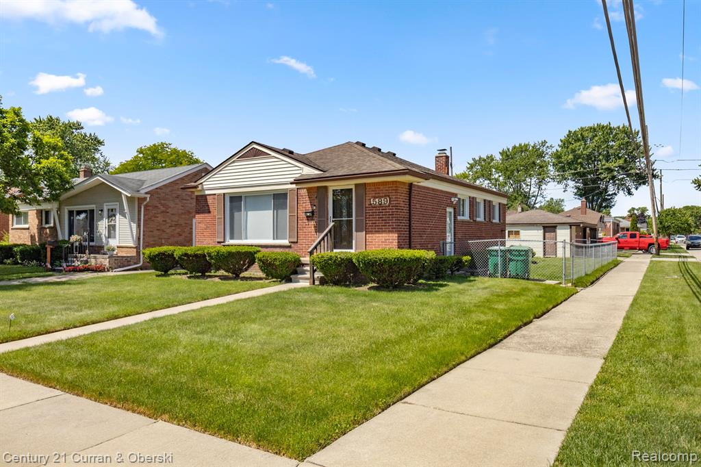 589 HELEN Street, Garden City, MI — Photo 3