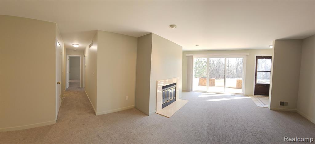 6682 MAPLE LAKES Drive, West Bloomfield, MI — Photo 3