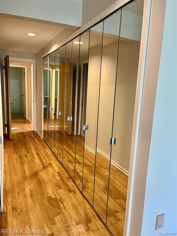 7663 Danbury Circle, West Bloomfield, MI — Photo 22