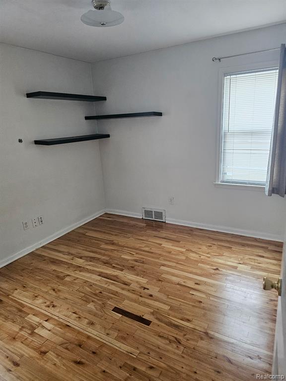 714 E 12 Mile Road, Royal Oak, MI 48073 — Photo 3