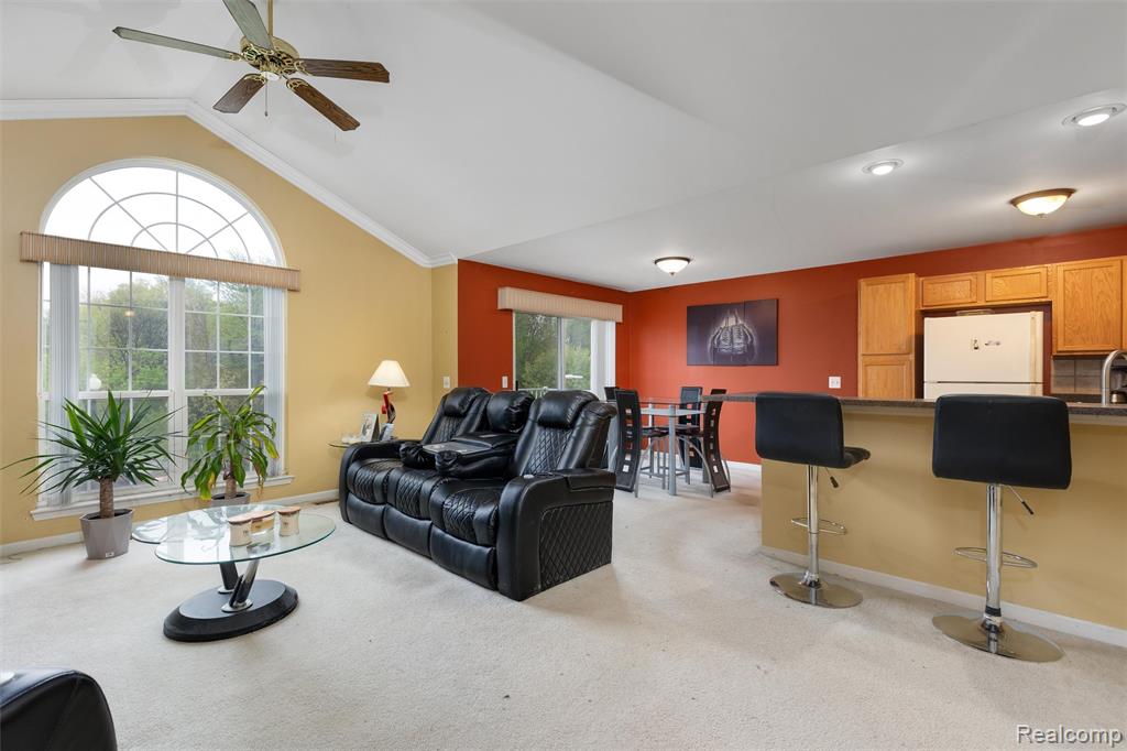 51745 Adler Park Drive W, Chesterfield, MI — Photo 3