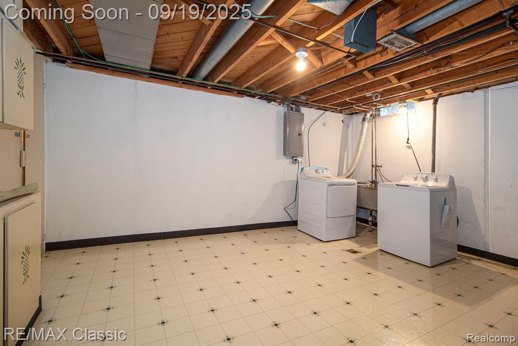 42245 Hammill Lane, Plymouth, MI 48170 — Photo 30