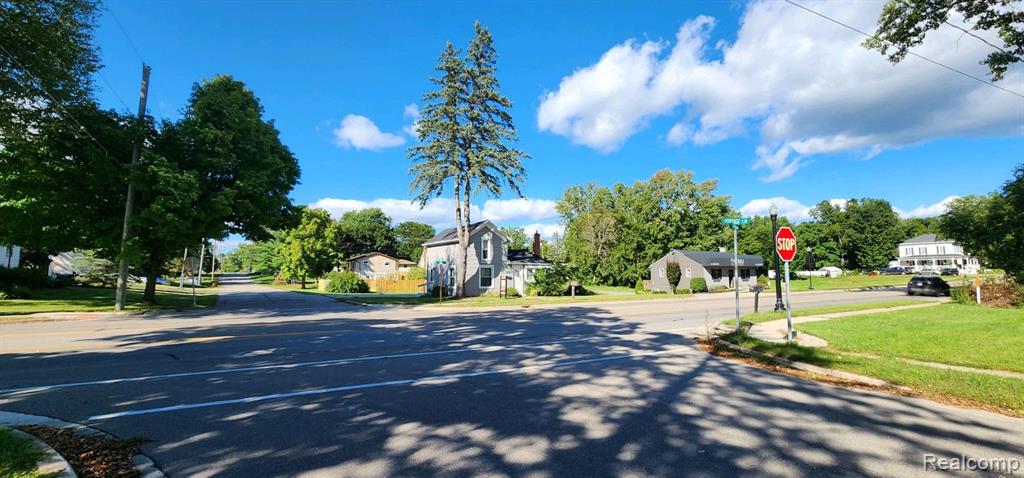609 E MAIN Street, Pinckney, MI 48169 — Photo 16