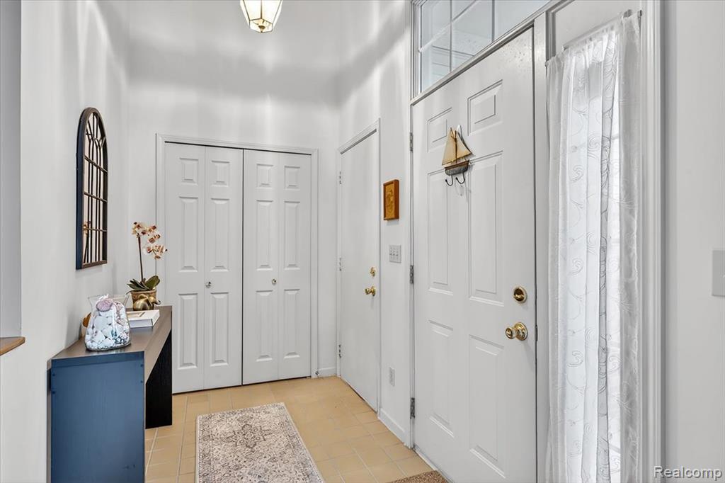 634 Eastway Circle, Lapeer, MI 48446 — Photo 7