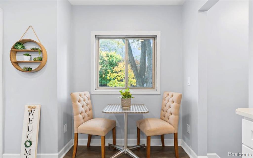 4214 Berkshire Road, Royal Oak, MI 48073 — Photo 12