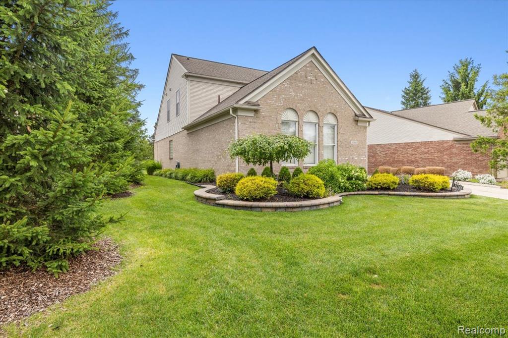51184 Northview, Plymouth, MI 48170 — Photo 2