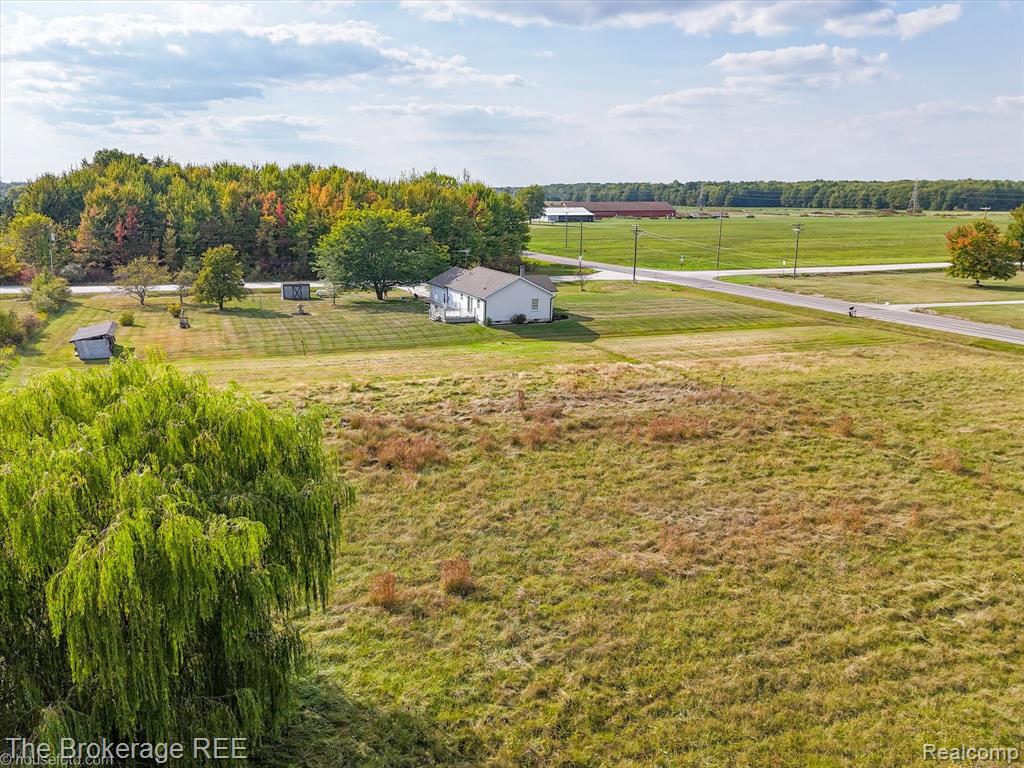 6499 Meisner Road, China, MI — Photo 10