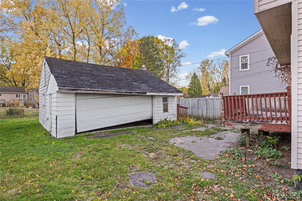 3977 Cresthaven Drive, Waterford, MI 48328 — Photo 25