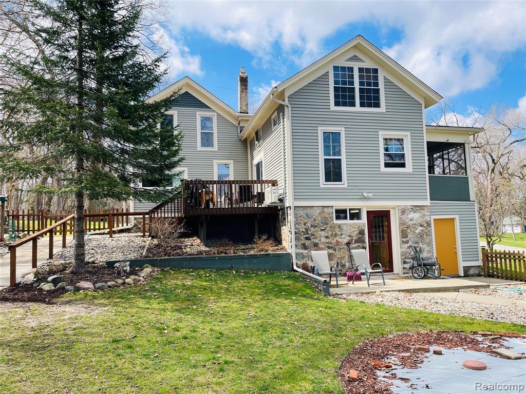 909 Williams Street, Fenton, MI 48430 — Photo 42