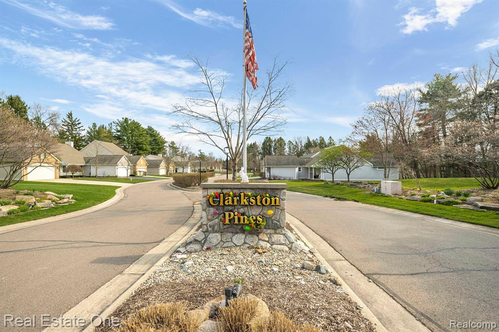 5400 FOREST RIDGE Drive, Clarkston, MI — Photo 27