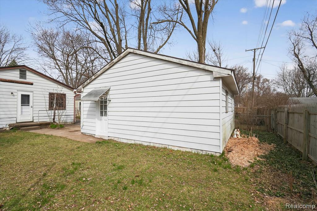 626 Bagley Avenue, Ypsilanti, MI 48198 — Photo 35