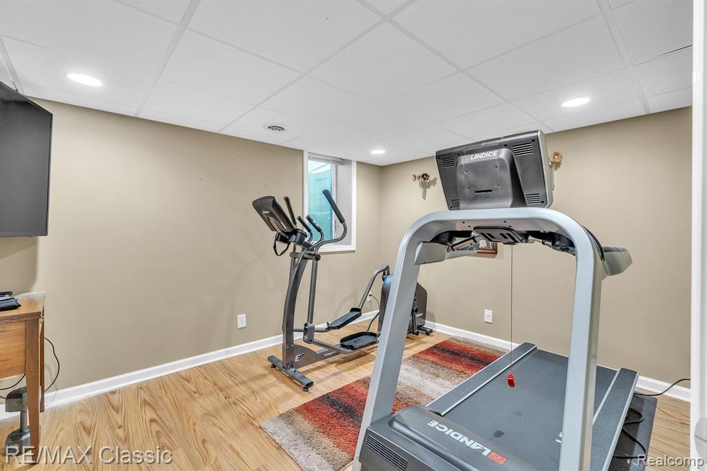 7842 BERWICK Drive, Ypsilanti, MI 48197 — Photo 44