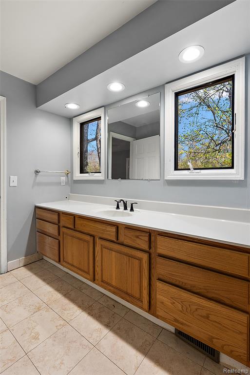 2475 S Ortonville Road, Ortonville, MI 48462 — Photo 25