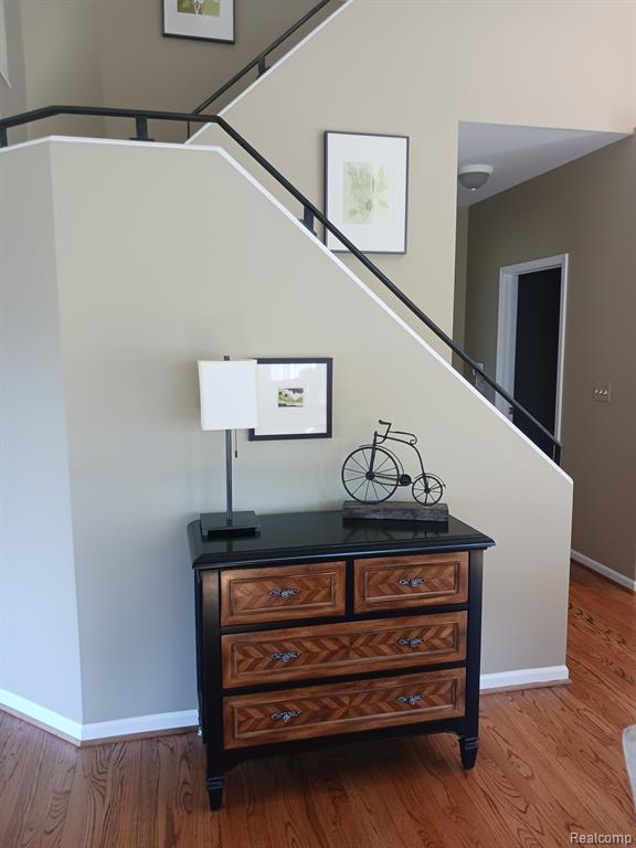 644 MILL POINTE Drive, Milford, MI 48381 — Photo 17