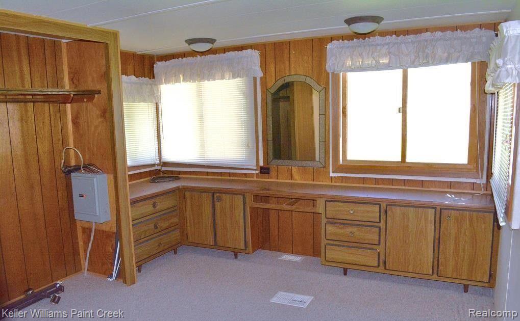 8036 N CLARE Avenue, Harrison, MI 48625 — Photo 21
