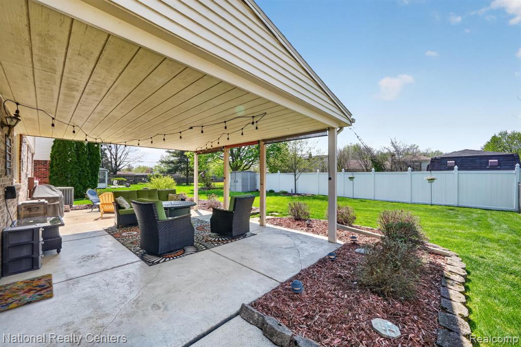 7221 Emerson Drive, Canton, MI 48187 — Photo 43