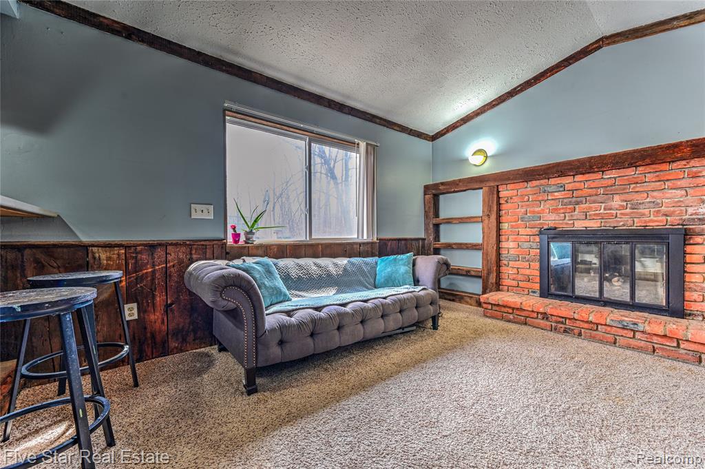 12335 Big Lake Road, Davisburg, MI 48350 — Photo 14