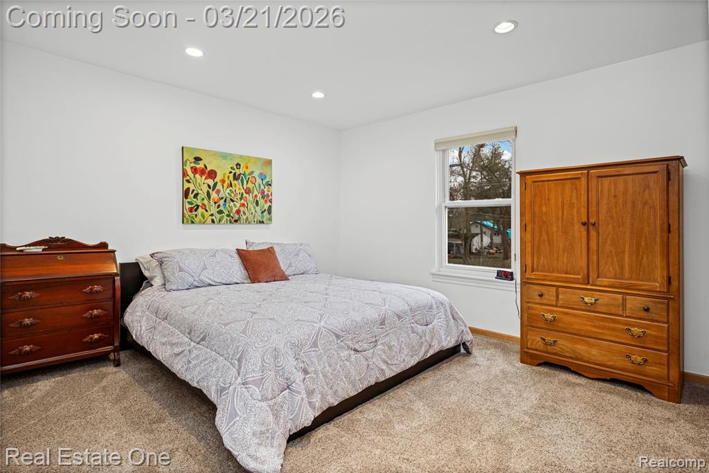 1065 Round Lake Road, White Lake, MI — Photo 11