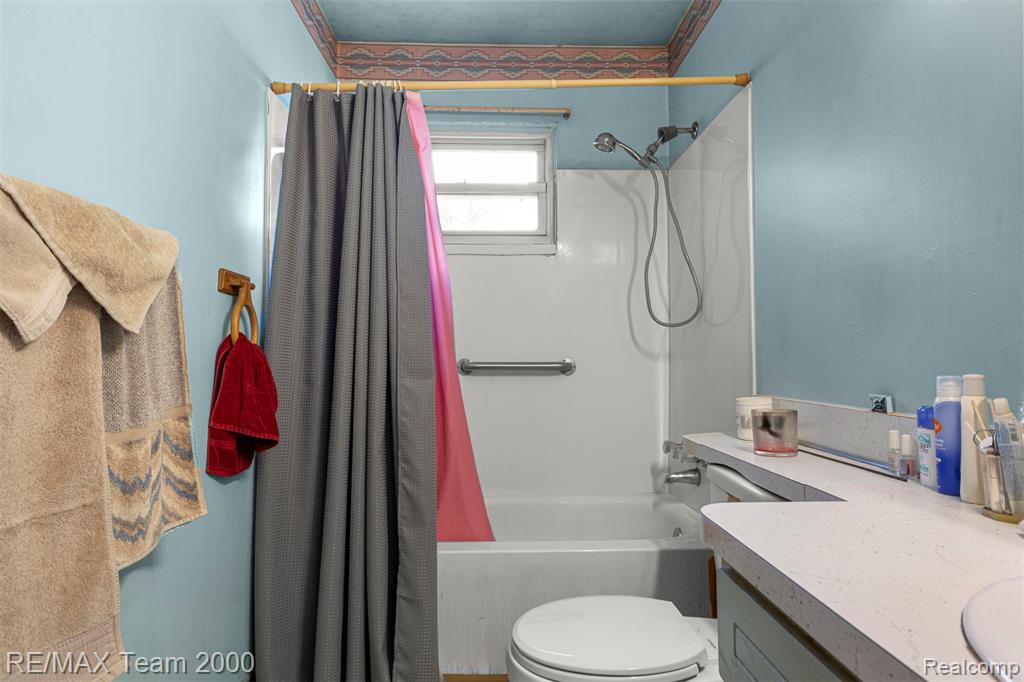 5622 Campbell Street, Dearborn Heights, MI 48125 — Photo 25