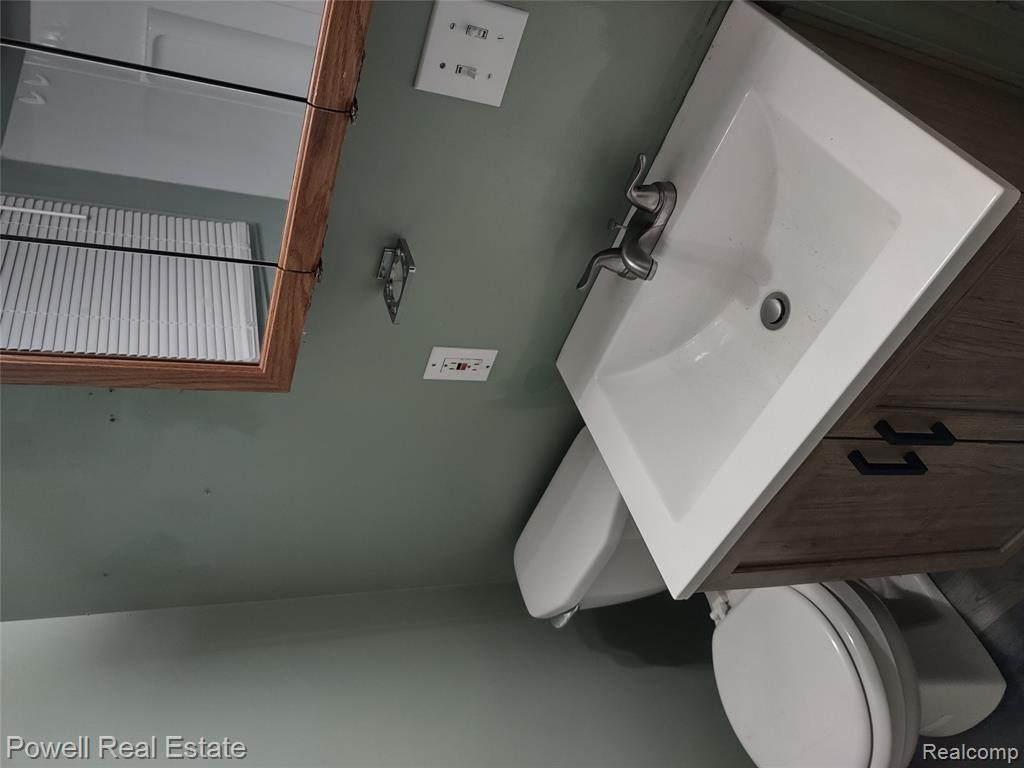 405 ROOSEVELT Avenue, Mount Morris, MI 48458 — Photo 11