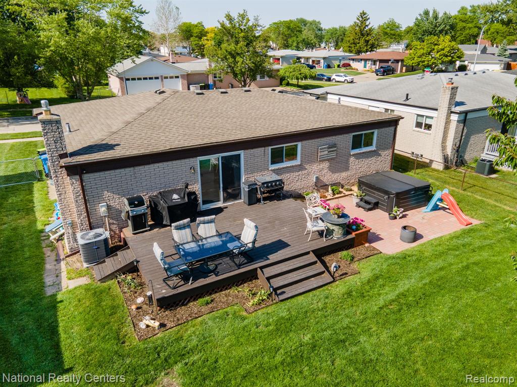1760 Westwood Drive, Madison Heights, MI 48071 — Photo 28
