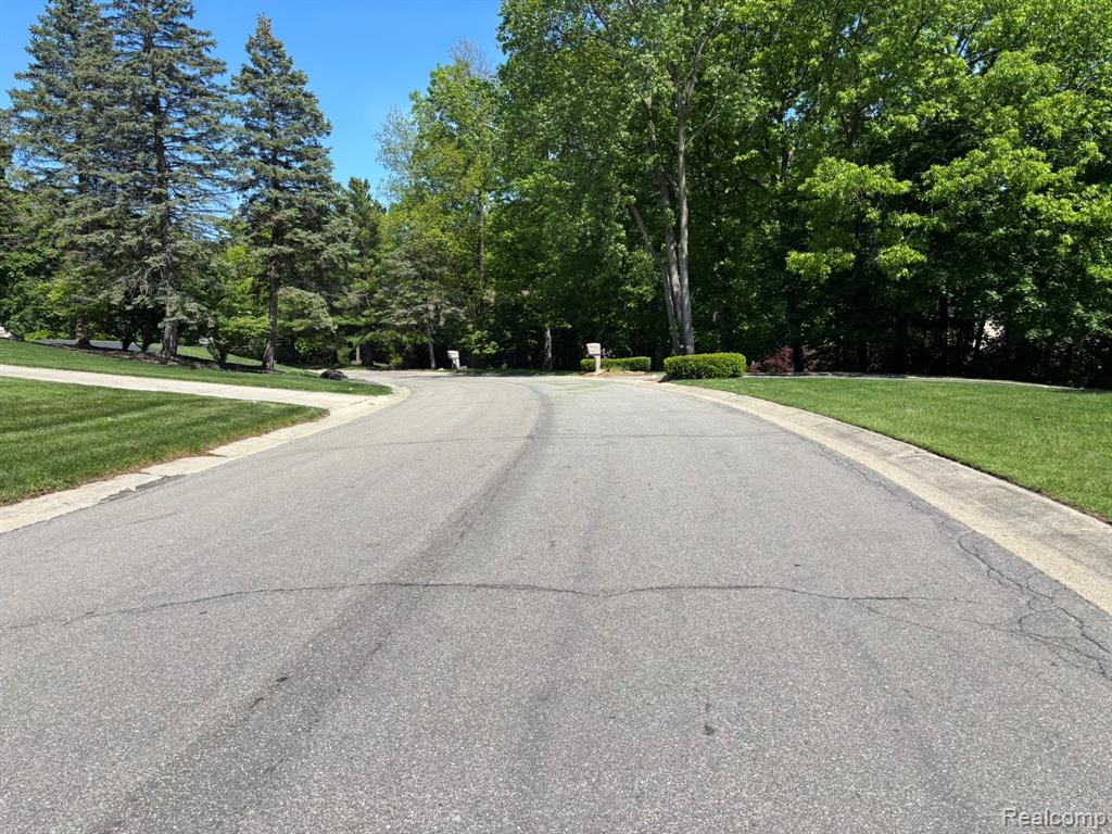 1918 Sherwood Glen, Bloomfield Hills, MI 48302 — Photo 46