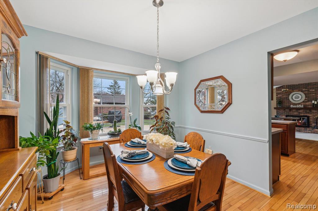 45303 CLAYMORE Drive, Canton, MI 48187 — Photo 13