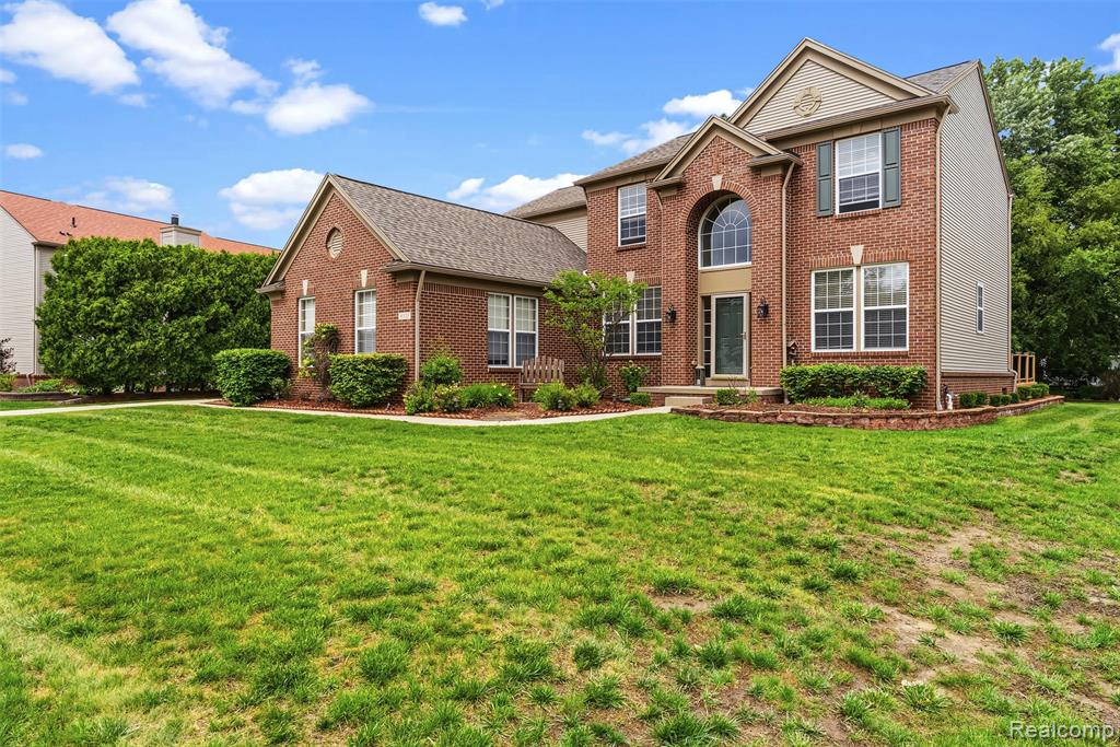 6323 Moonstone Drive, Grand Blanc, MI 48439 — Photo 4