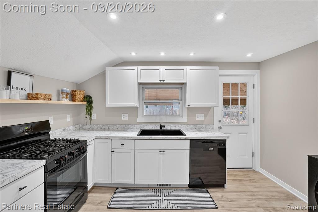 718 W Grand River Avenue, Williamston, MI 48895 — Photo 16