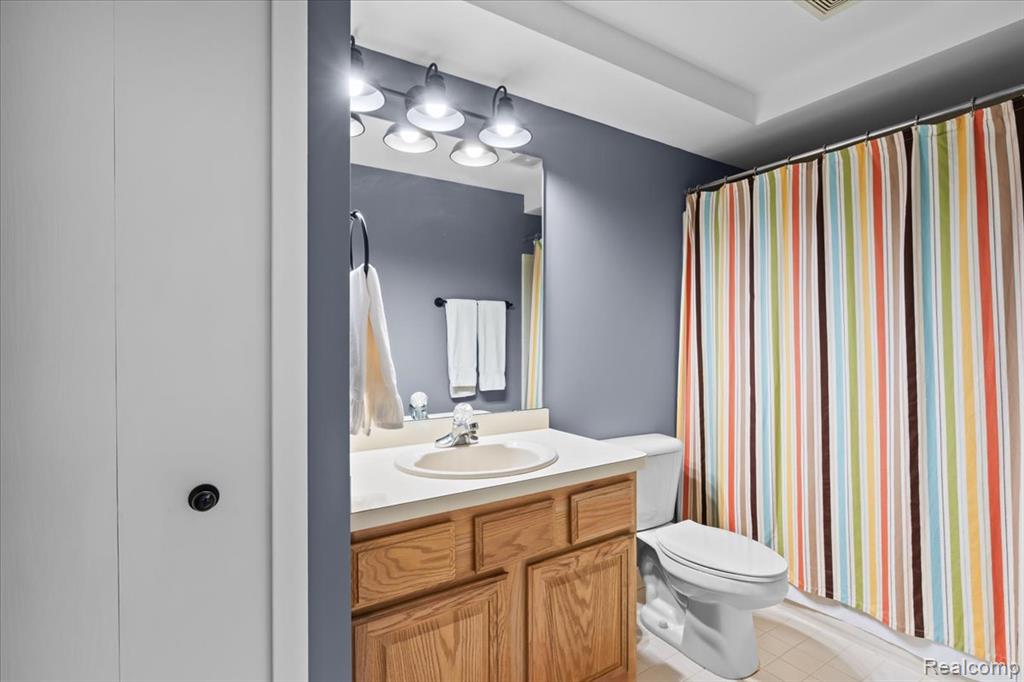 12002 Renfrew Court, Hartland, MI 48353 — Photo 31