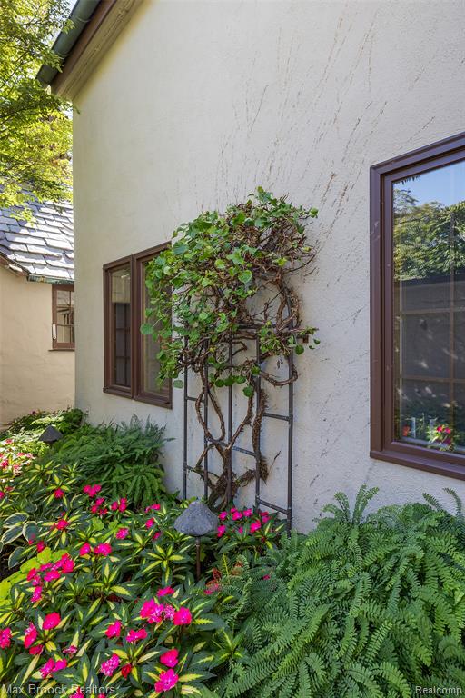 65 Lone Pine Road, Bloomfield Hills, MI 48304 — Photo 55