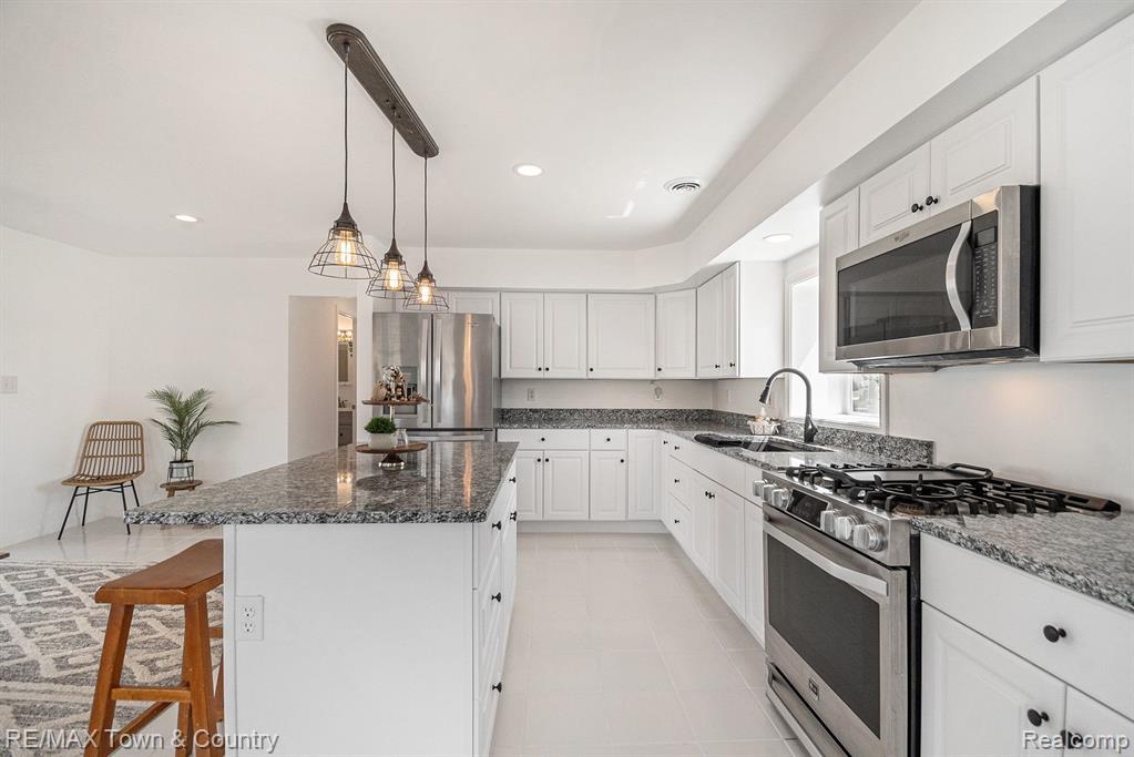 4138 LAKESIDE Drive, Beaverton, MI 48612 — Photo 8