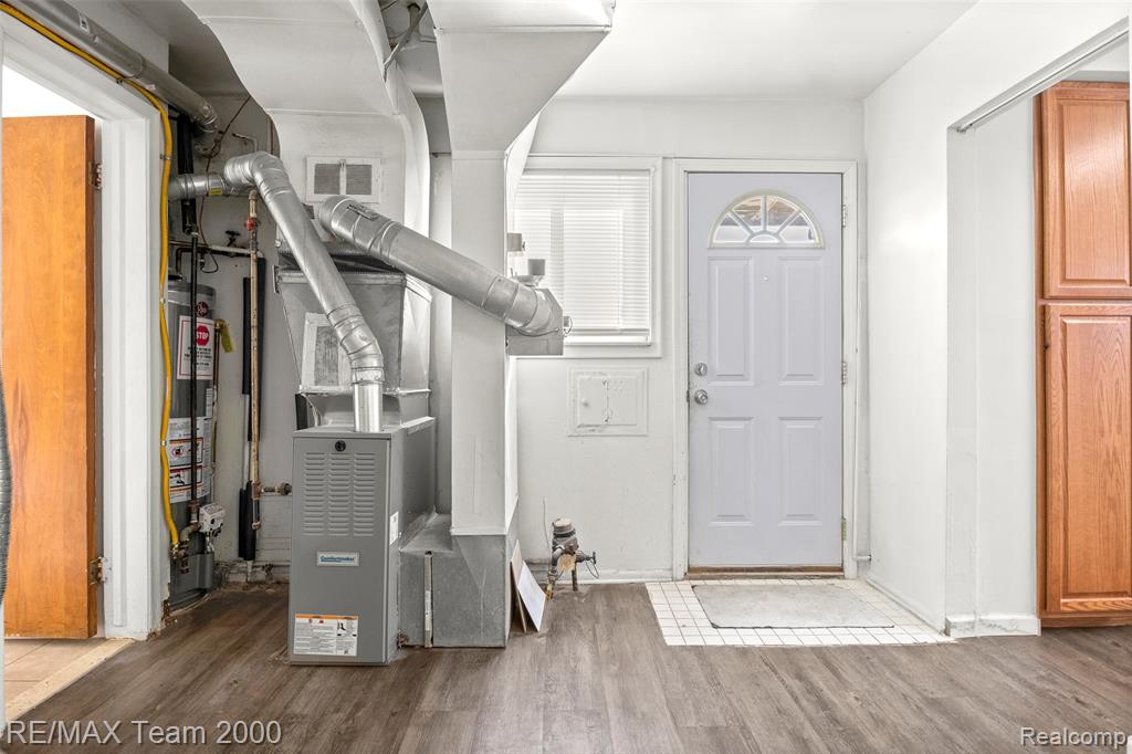 5027 Lincoln Boulevard, Dearborn Heights, MI 48125 — Photo 18