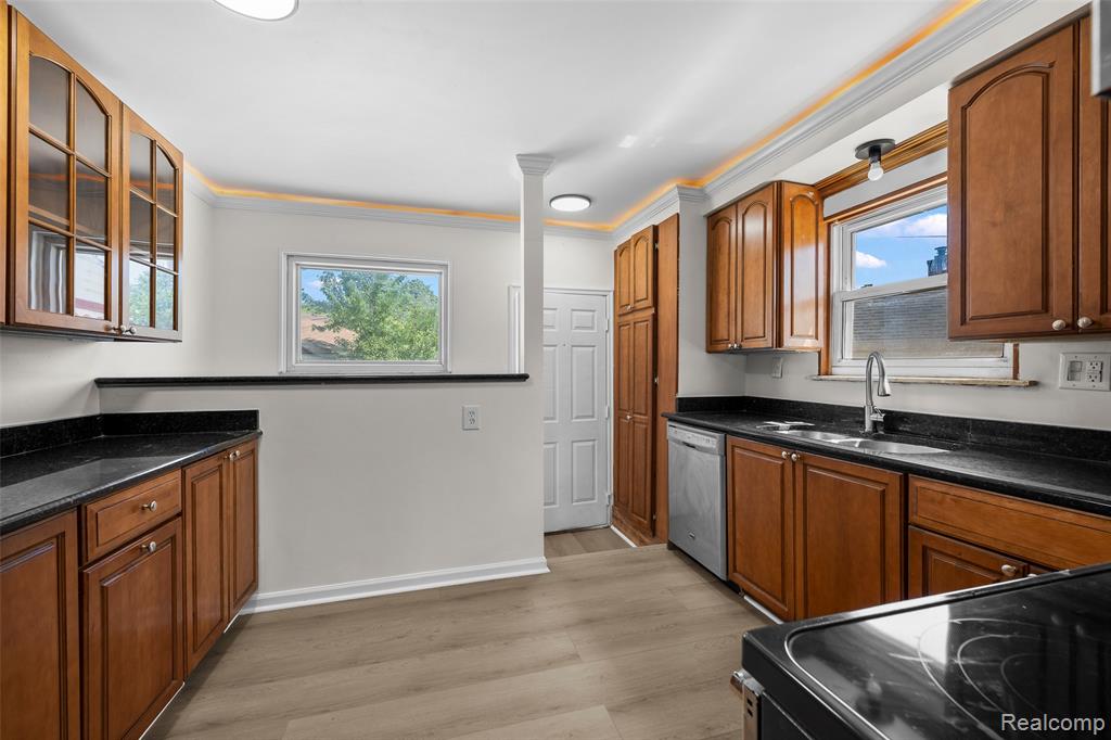 8357 Margaret Street, Taylor, MI 48180 — Photo 3