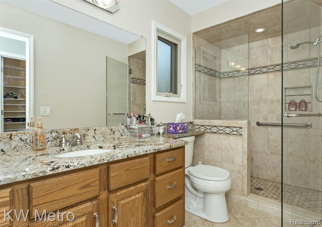 41667 WESTBURY Lane, Clinton Twp, MI 48038 — Photo 26