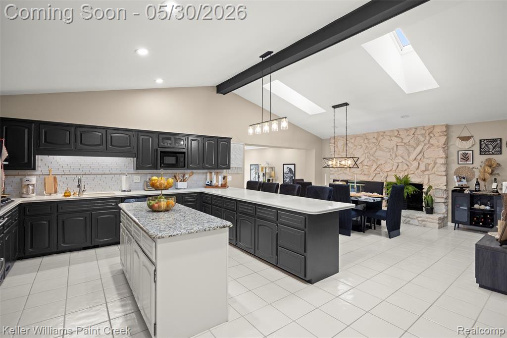 38880 Sahr Court, Clinton Twp, MI 48038 — Photo 9