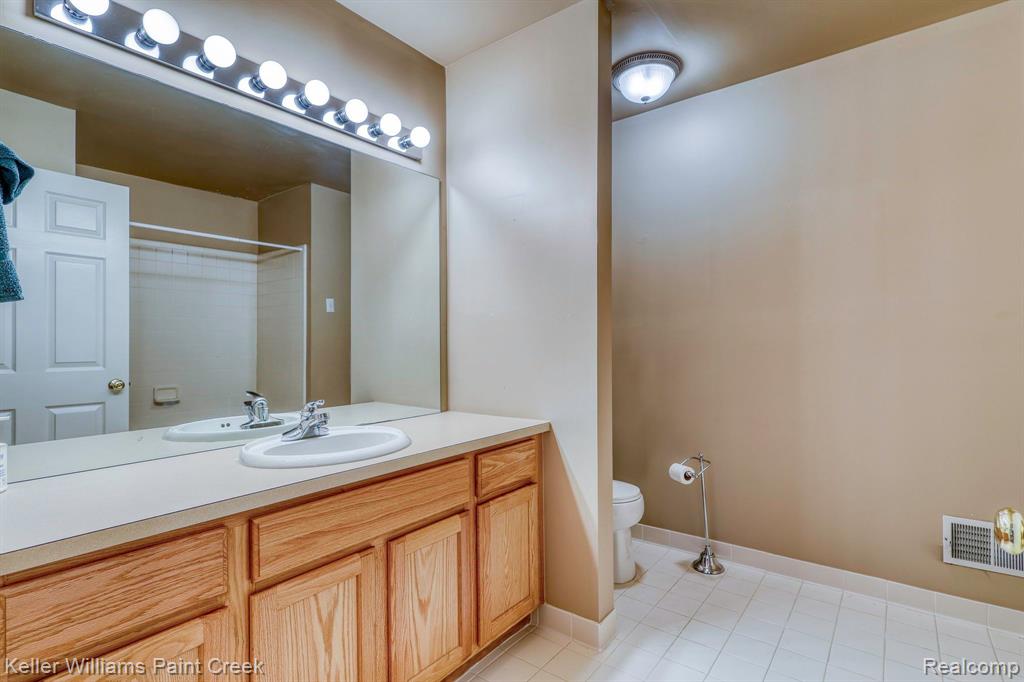 6454 HERON PARK Way, Clarkston, MI — Photo 34