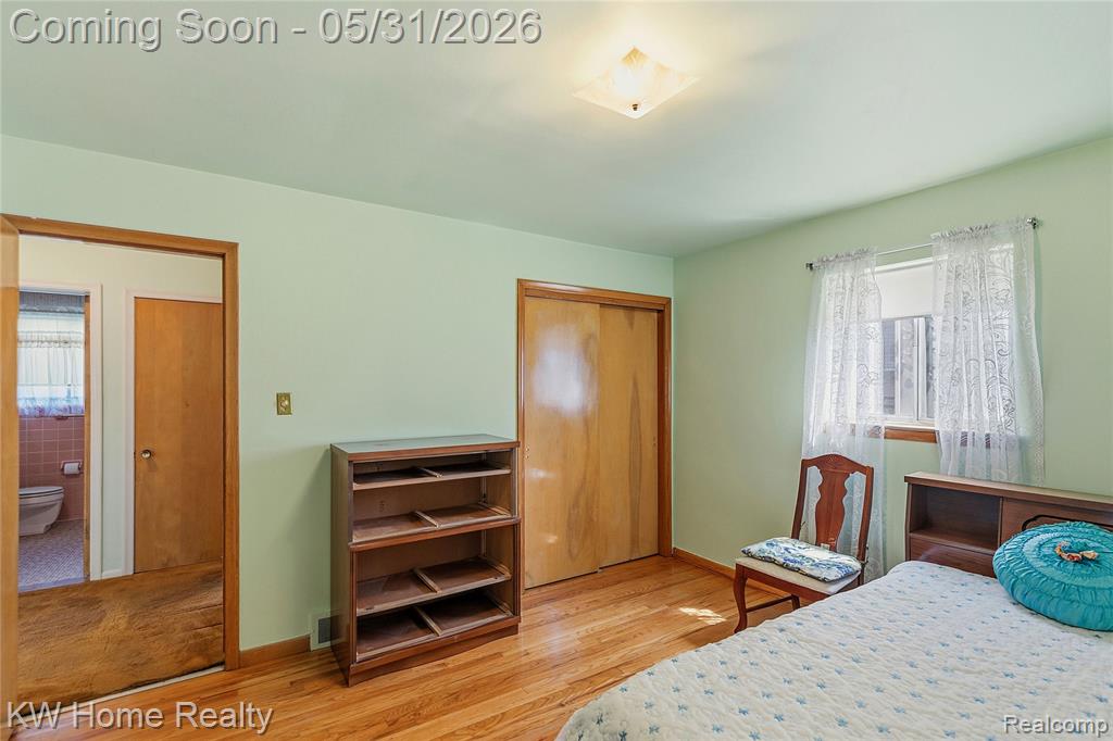8801 Whitlock Avenue, Dearborn, MI 48126 — Photo 9