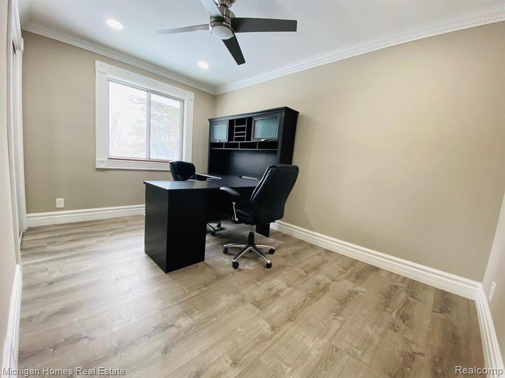 8089 N HOLLY Road, Grand Blanc, MI 48439 — Photo 8