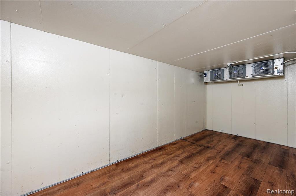 4084 Huron Street, North Branch, MI 48461 — Photo 31