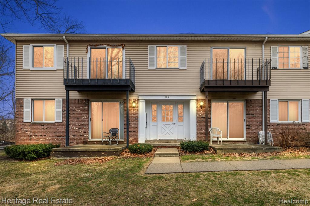 5299 Highland Road, 202, Waterford, MI 48327 — Photo 26