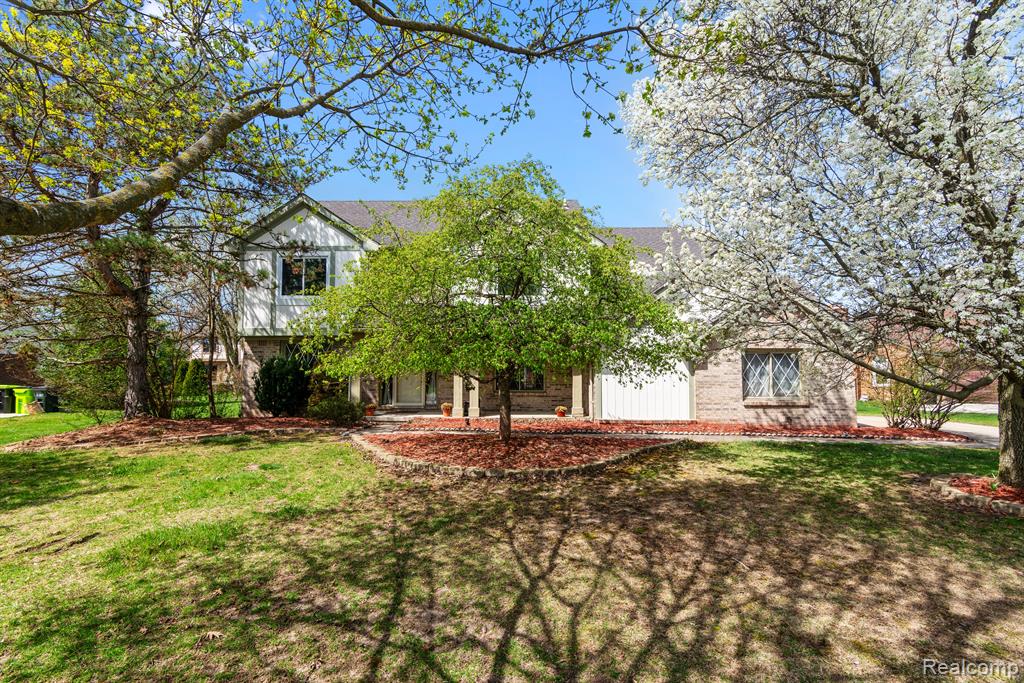 41450 REINDEER Drive, Novi, MI — front exterior