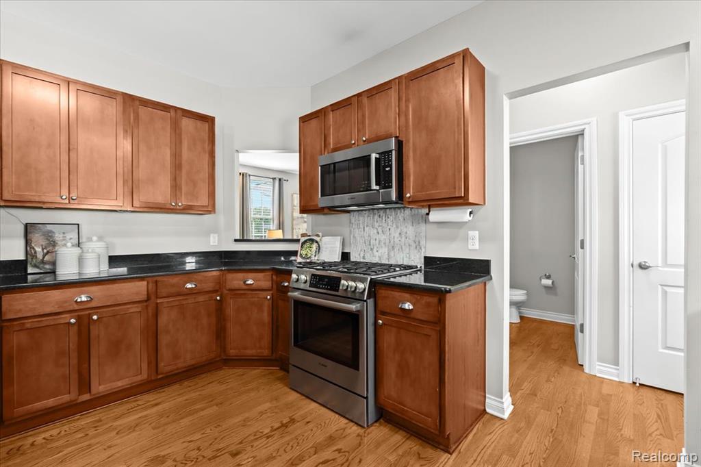 49979 Jackson Lane, Canton, MI 48188 — Photo 10