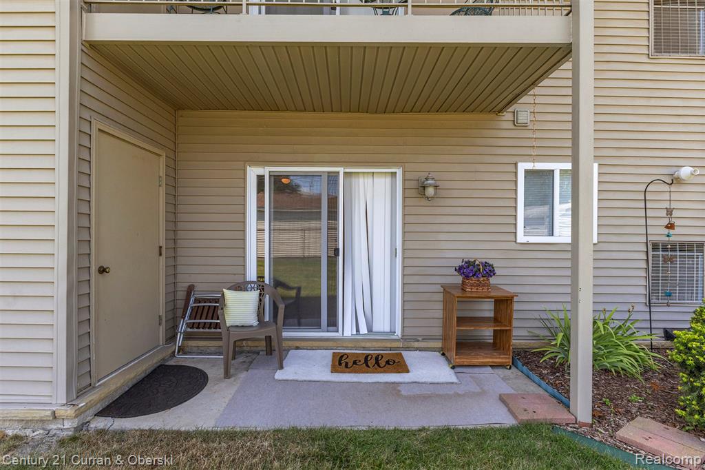 10037 Allen Pointe Drive, Allen Park, MI 48101 — Photo 22