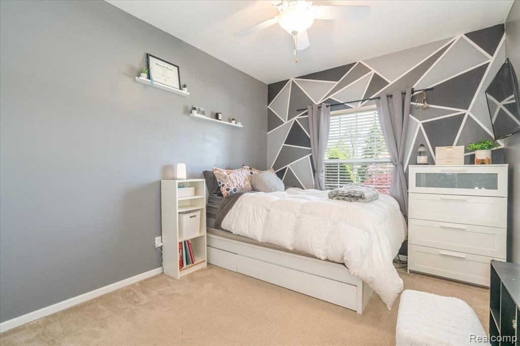 47037 MARINA Drive, Belleville, MI 48111 — Photo 19