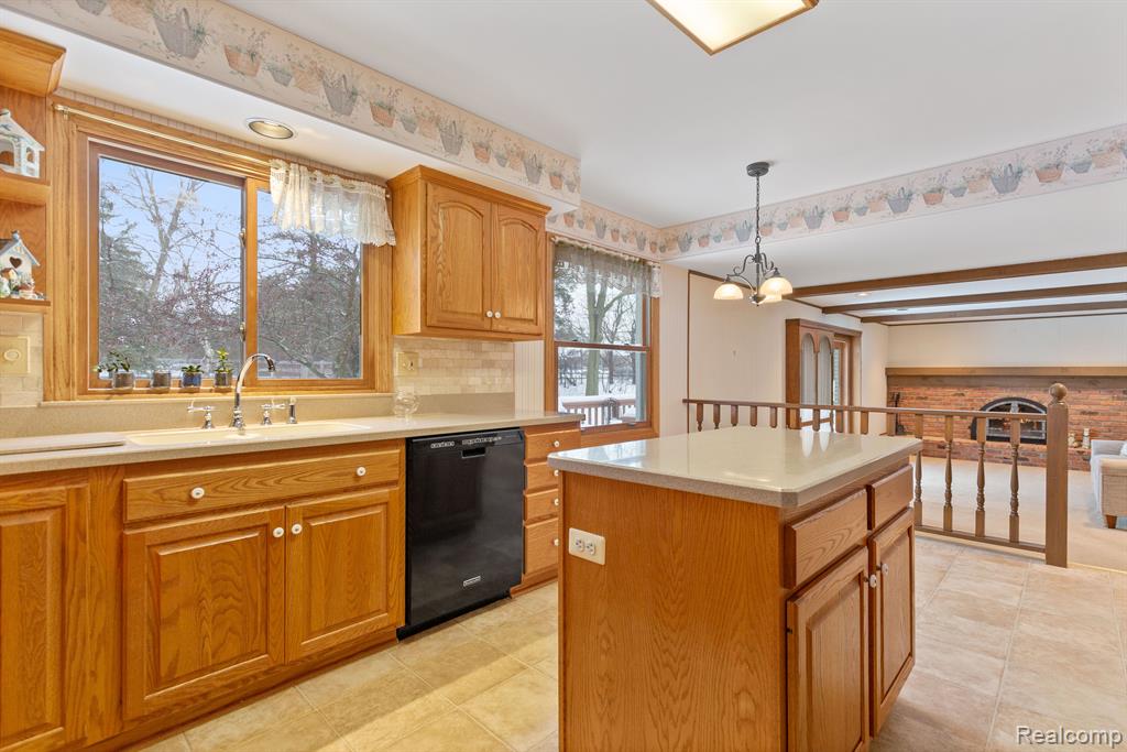 42126 BAINTREE Circle, Northville, MI 48168 — Photo 21